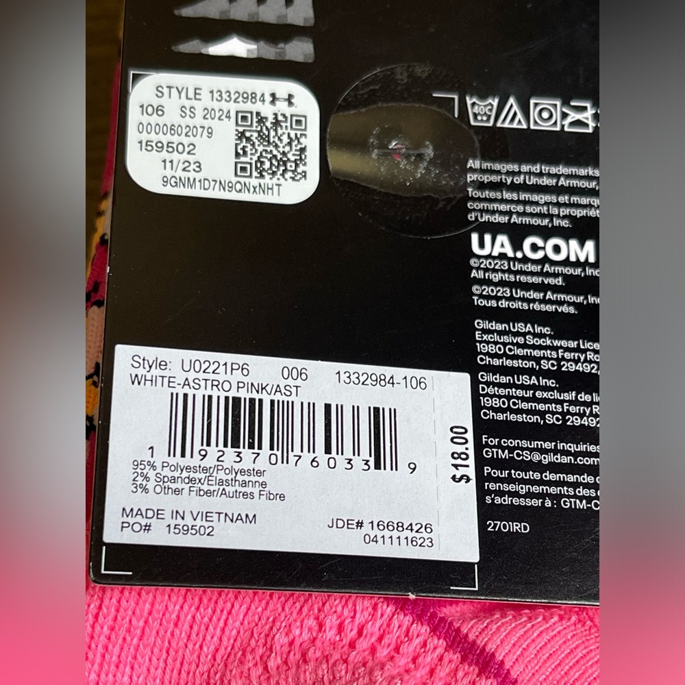 Under Armor Girls UA Essential No Show Socks - 1332984-106 - 6 Pack - NWT - Picture 4 of 4
